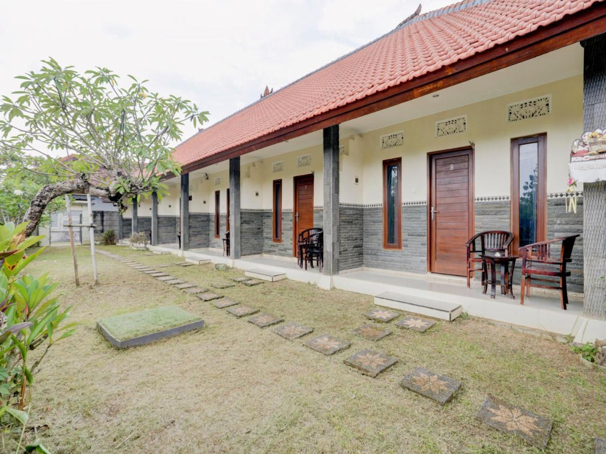 Oyo 90711 Blembong Homestay Джимбаран Экстерьер фото
